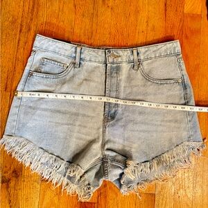 NWT Wild Fable Denim shorts size 14 - light wash - fringe hem - boho denim
